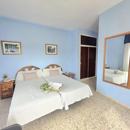 Quinfer Auto Check-in Hotel *